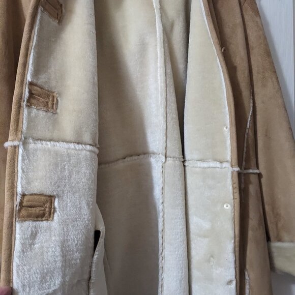 Like new Sheepskin look jacket - Picture 5 of 5